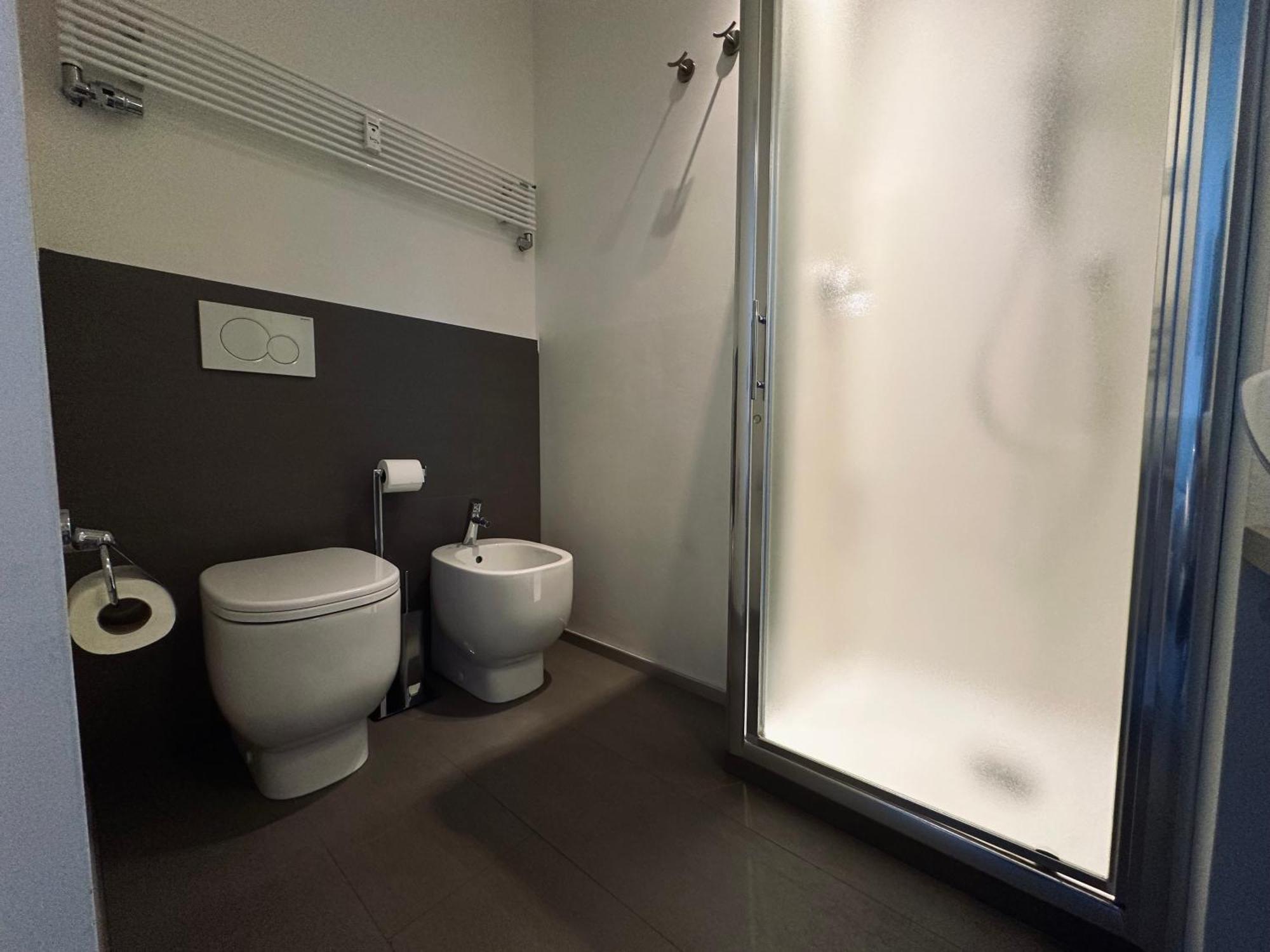 Bed and Breakfast Indipendenza 24 Болонья Экстерьер фото